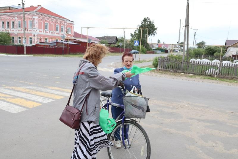 В Мордовии прошла экологическая акция "Сумка вместо пакета"