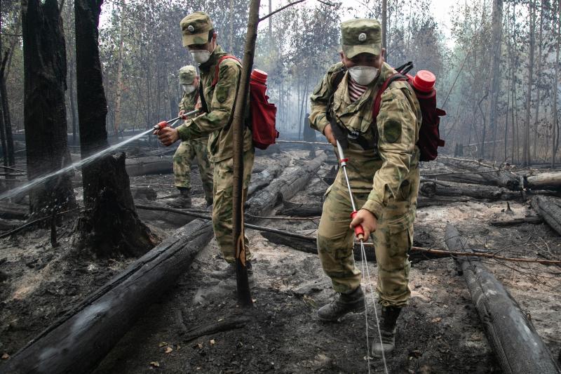 Личный состав и техника Росгвардии задействованы в ликвидации лесных пожаров в Нижегородской области и Мордовии
