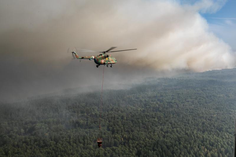 При тушении лесных пожаров в Приволжье Росгвардия применяет авиацию и беспилотники