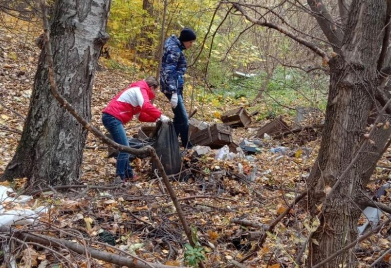 Волонтеры Нижнего Новгорода собрали 83 мешка мусора в парковой зоне