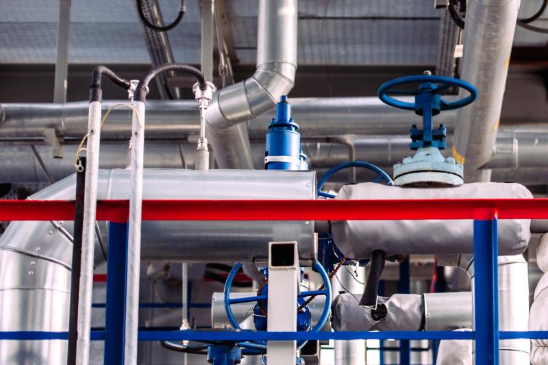 Завод «Омский каучук» повышает энергоэффективность производств изопропилбензола и изопропилового спирта