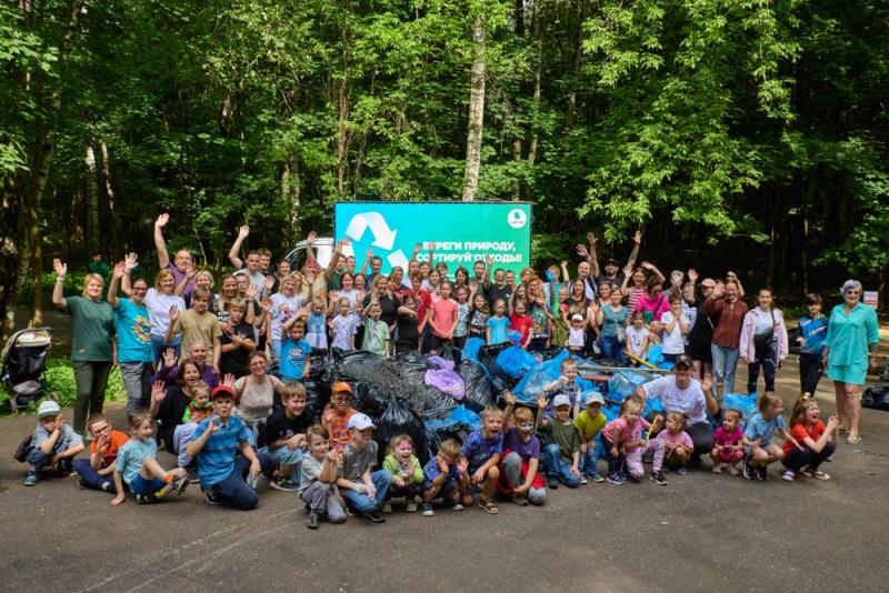 Новой рекорд акции «ЖивиЭкологично» — 1133 кг мусора за час