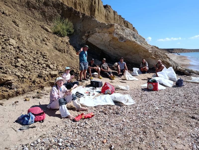 Очередная командировка Кубанского казачьего центра «Баско» и конного клуба «Черёмушки» г.Геленджика на ликвидацию последствий ЧС – экологической катастрофы на черноморском побережье г.Анапы и Тамани.